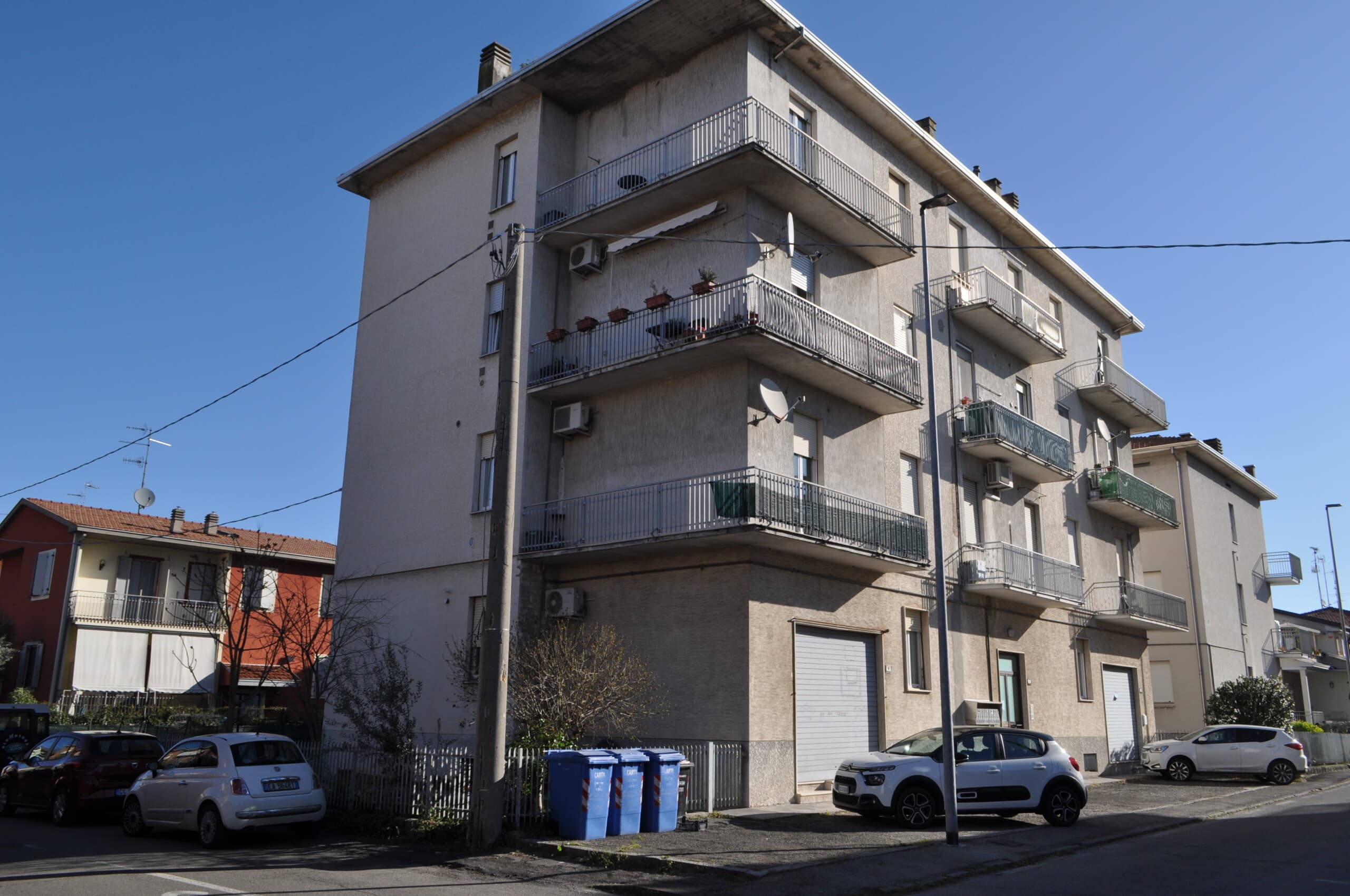 2 camere Collecchio · 1231 · foto 2