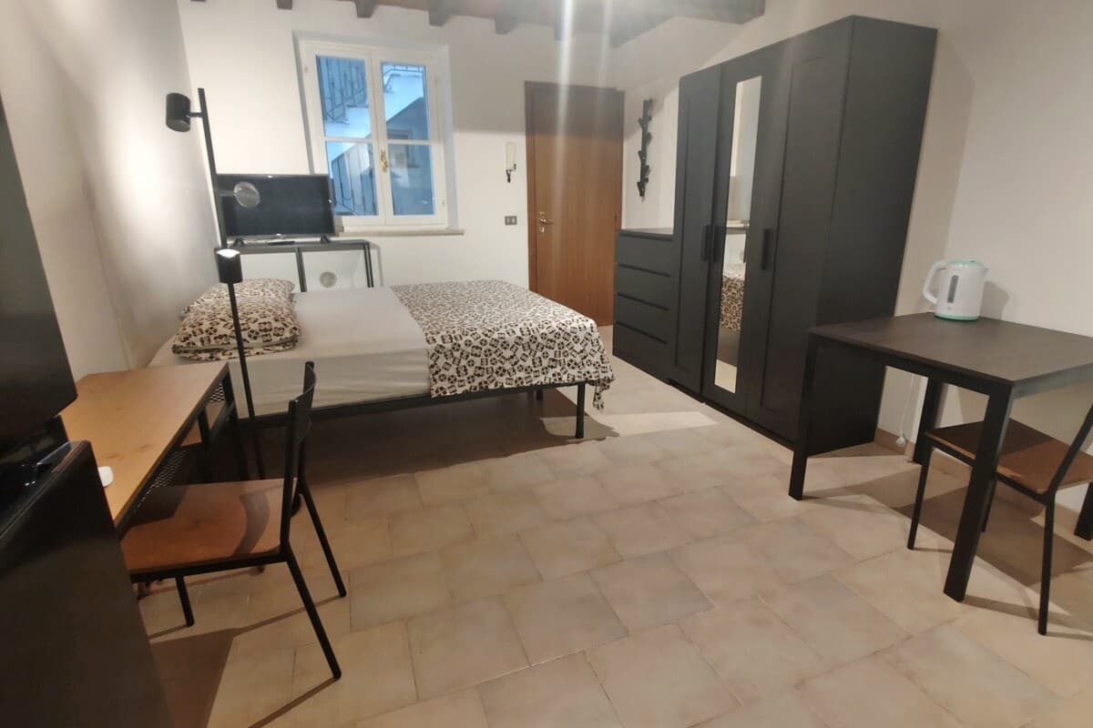 Palazzo / Edificio Parma · 1241 · foto 3