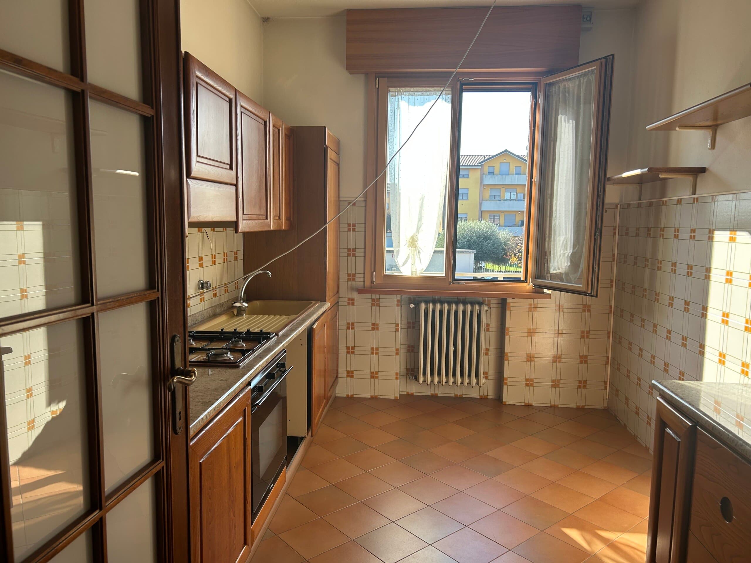 Capannone con unità abitativa a e ampio cortile · Sala Baganza · Rif. 1120 · foto 29