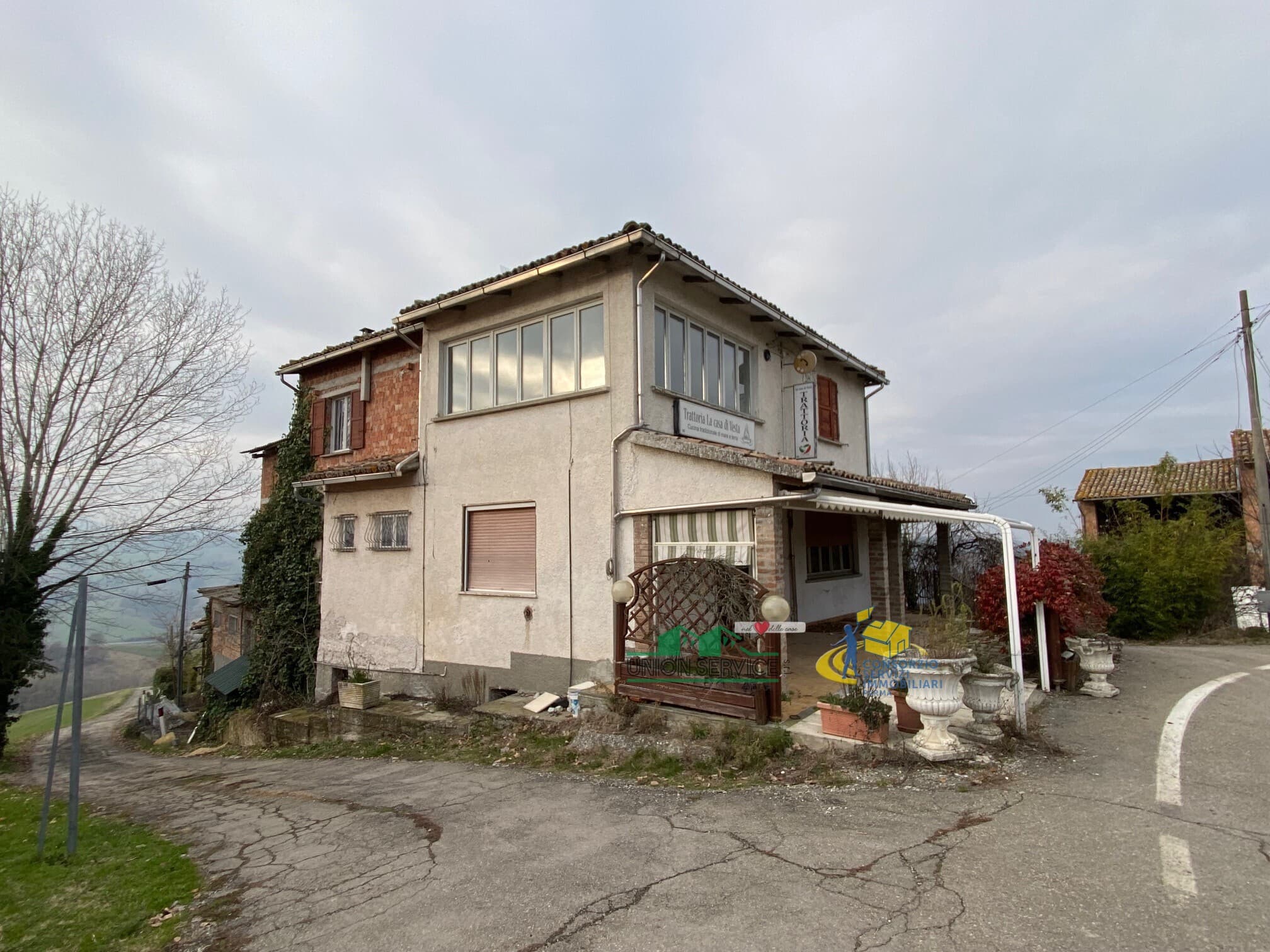 Casa indipendente con rustico e terreno · Medesano · Rif. 921 · foto 4
