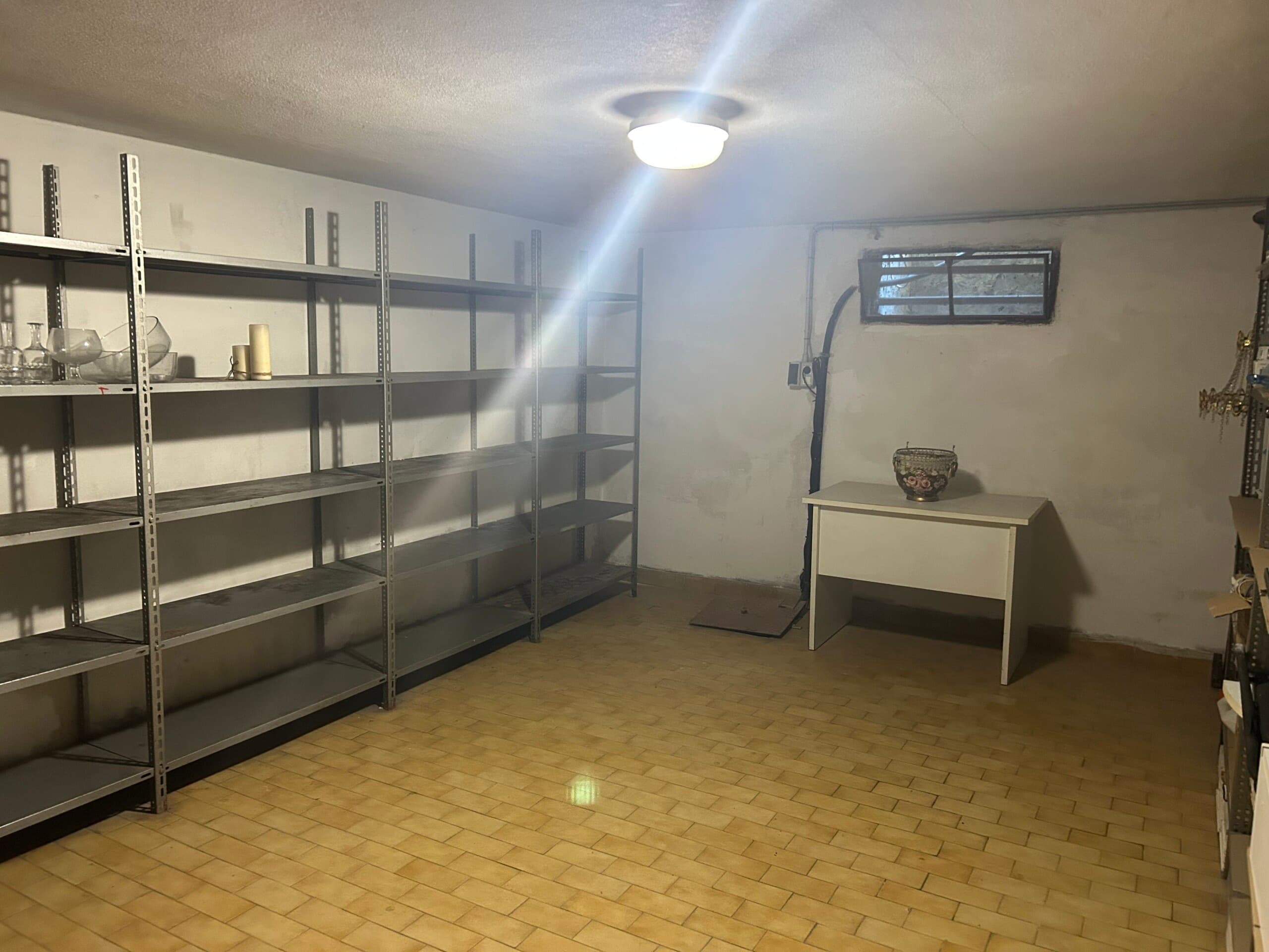 Capannone con unità abitativa a e ampio cortile · Sala Baganza · Rif. 1120 · foto 39