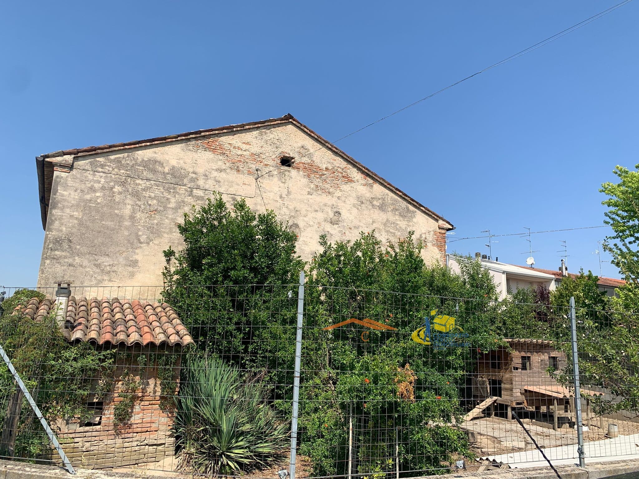 Casale semindipendente da ristutturare · Boretto · Rif. CSL01 · foto 4