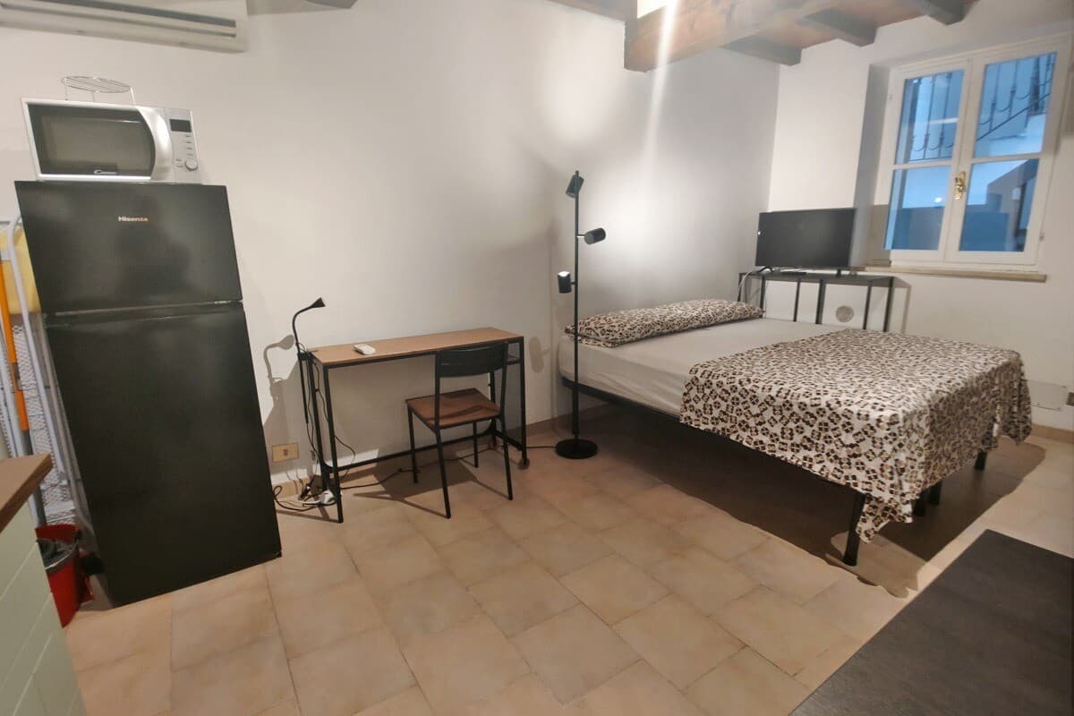 Palazzo / Edificio Parma · 1241 · foto 2