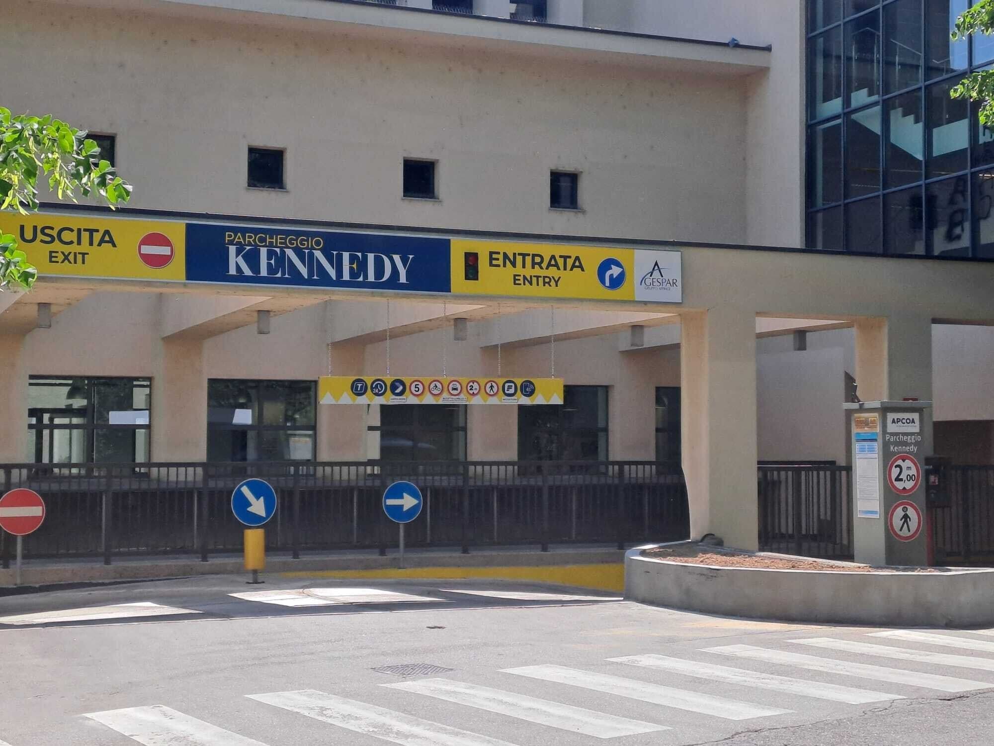 Kennedy · Parma · Rif. 342 · foto 13