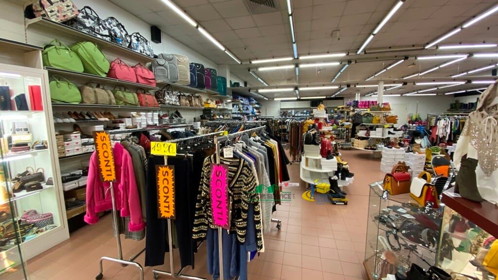 Negozio Centro Commerciale · Collecchio · Rif. 832 · foto 11
