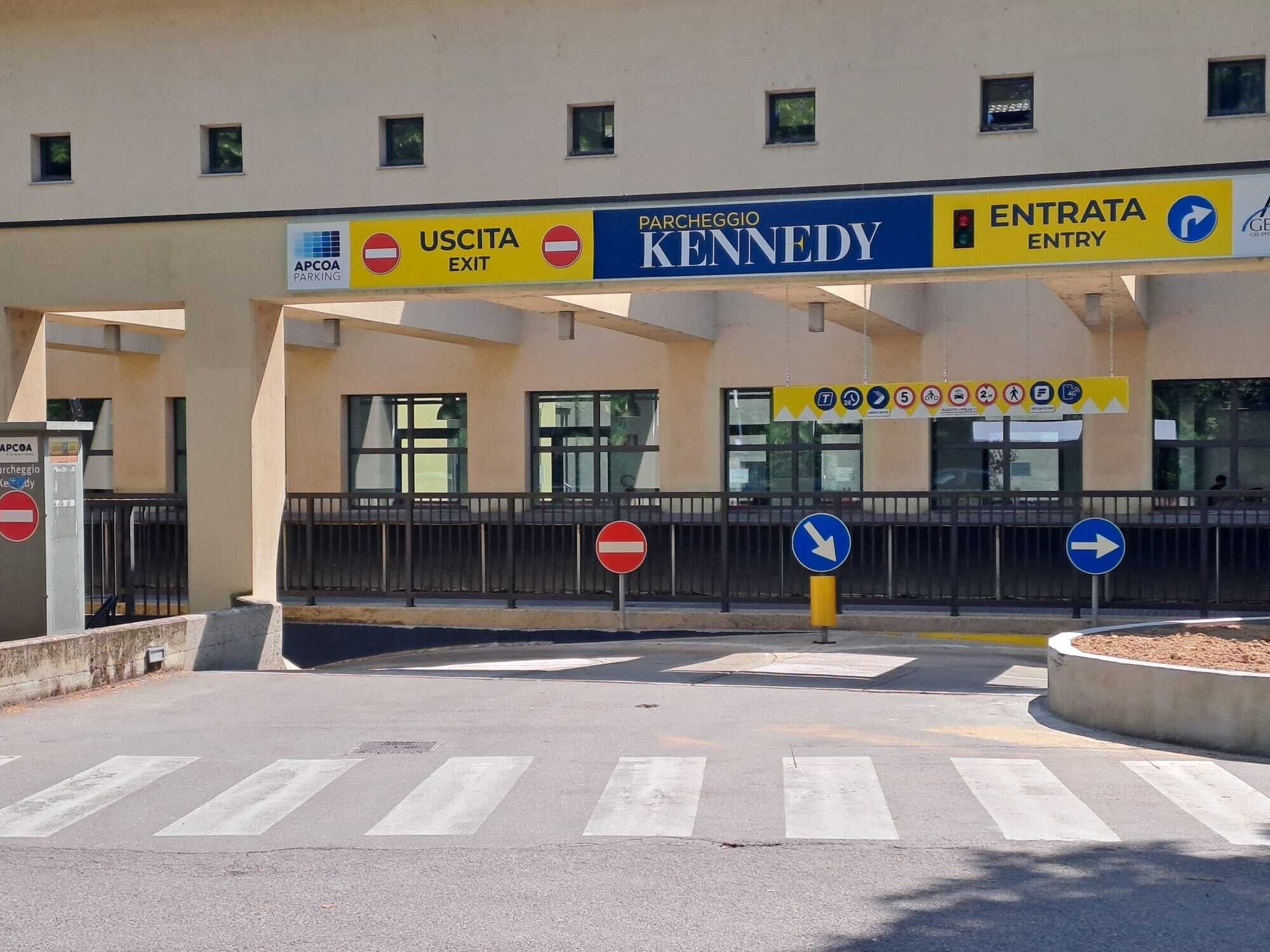 Kennedy · Parma · Rif. 342 · foto 11